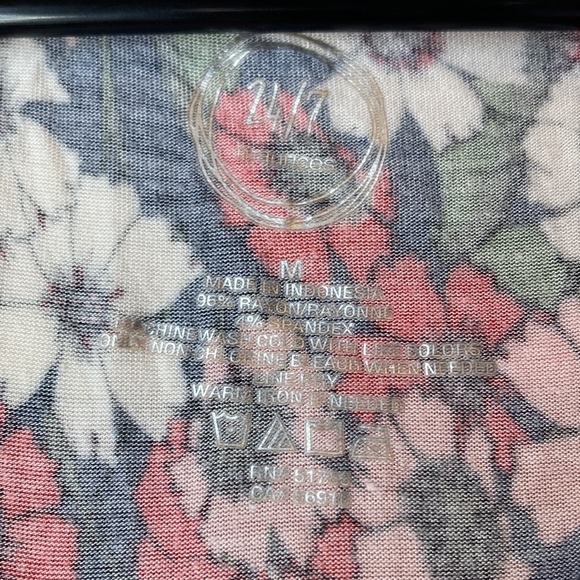 Maurice’s Summer Tank - Picture 2 of 3